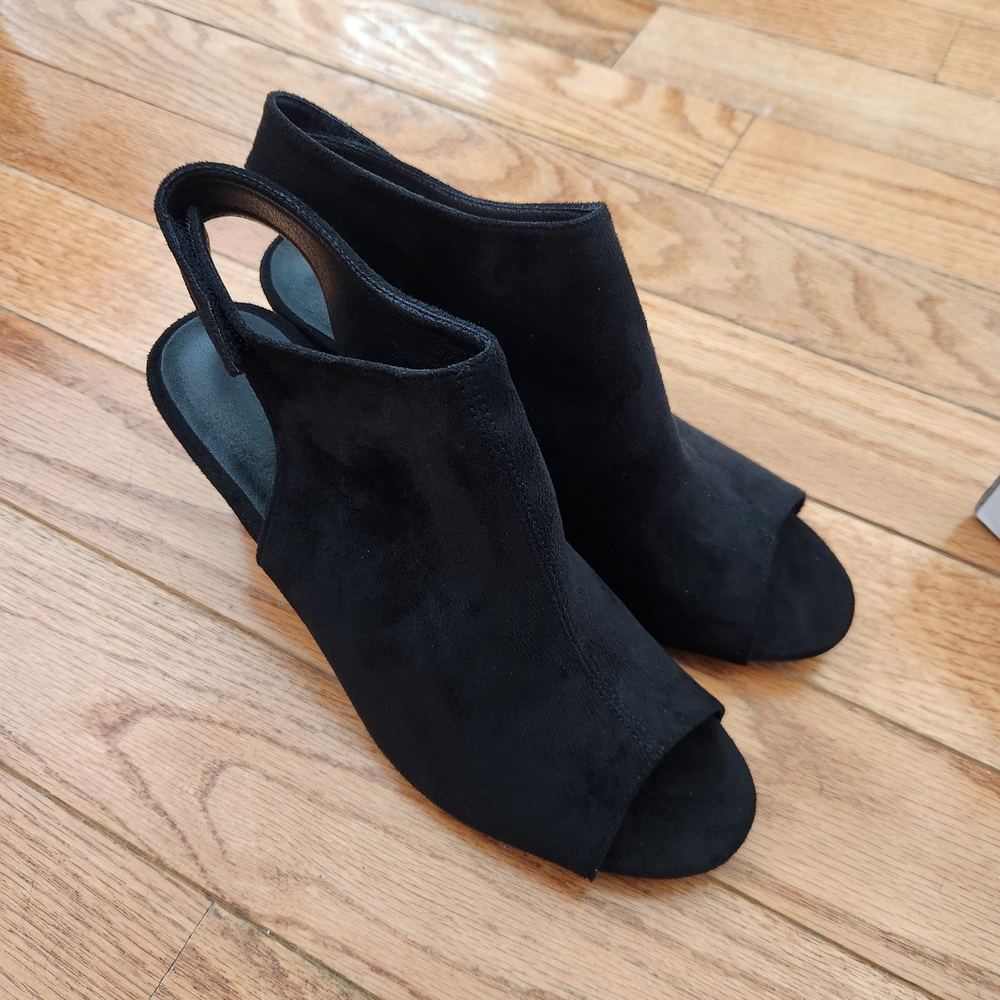 SHEIN Black Peep-Toe Slingback Heels